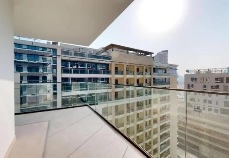 Lavish Stay At 3Br Apartment - Binghatti Creek - Sleek & Sophisticated - Steps Away From Dubai Mall & Burj Khalifa