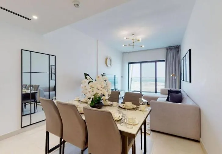 Lavish Stay At 3Br Apartment - Binghatti Creek - Sleek & Sophisticated - Steps Away From Dubai Mall & Burj Khalifa